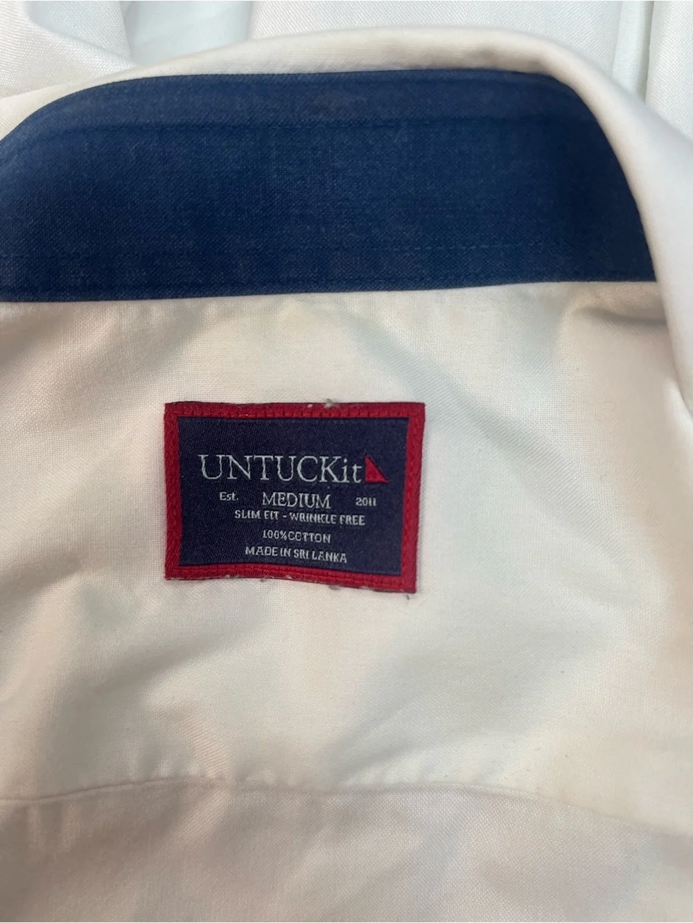 UNTUCKit Las Cases Wrinkle Free Slim Fit Button Down Shirt White Blue